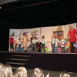 Muzikantjes (22) - Toneelvereniging Plankenkoorts 